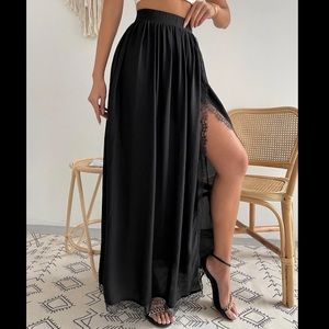 Contrast Lace Solid Wrap Skirt